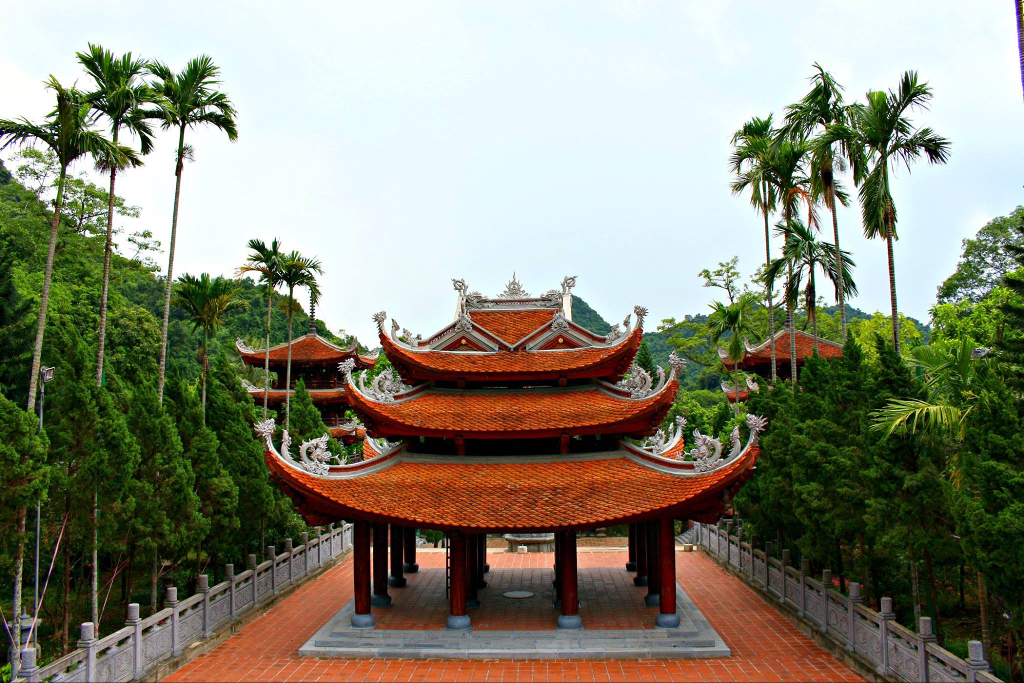 Pagoda dei Profumi a 60 km da Hanoi, Xin Chao Vietnam